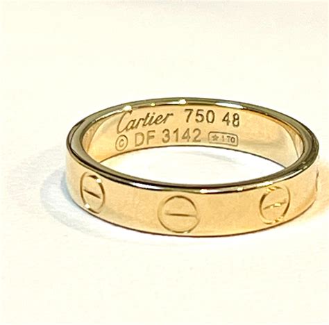 cartier replica love ring|cartier 750 ring 52833a worth.